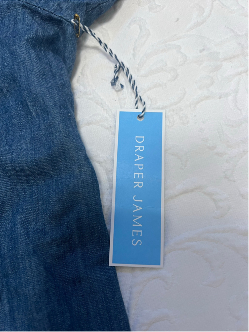 Women's NWT Draper James Chambray Button Down Shirt with Ruffle Detail Medium - Picture 3 of 9